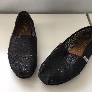 Toms - Black Glitter - 8